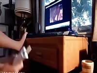 Masturbating to zoo