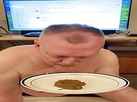 Faggot shiteater Mike Vargo shits on a plate and eats some