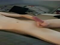 Im jerking for aporntv girls (18y)